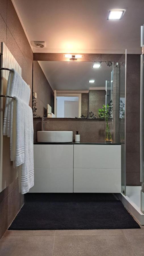 Casa Da Praca Hotell Miranda do Douro Eksteriør bilde