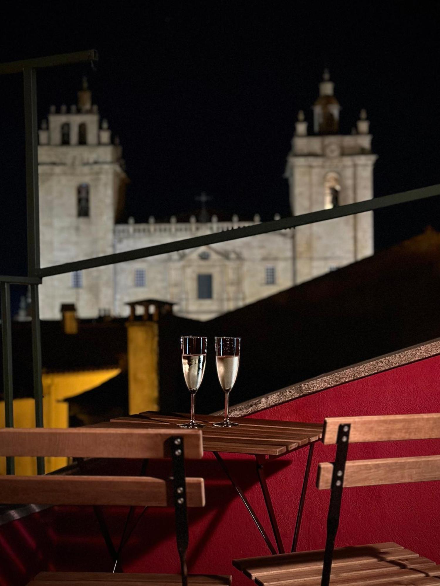 Casa Da Praca Hotell Miranda do Douro Eksteriør bilde